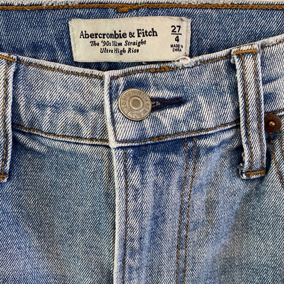 Abercrombie & Fitch The 90s Slim Straight Ultra High Rise Jeans Size 27/4 - Picture 2 of 5